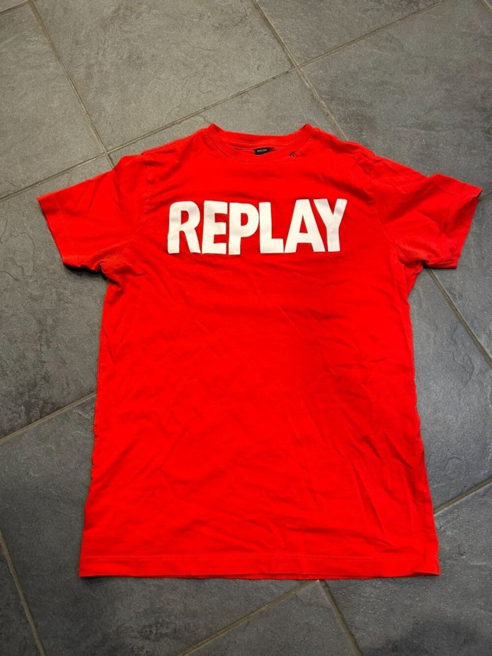 Replay Red Logo T-Shirt Women’s Size S Graphic Tee